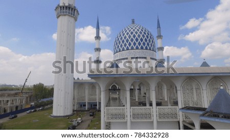 Sultan Salahuddin Abdul Aziz Shah Mosque