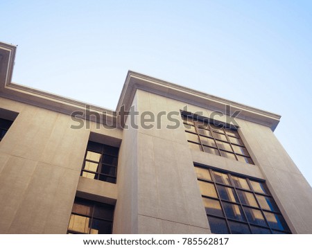 building with many windows and blue sky