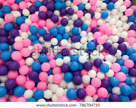 Colorful balls for a dry pool