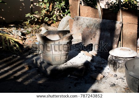 Charcoal stove for cooking fire