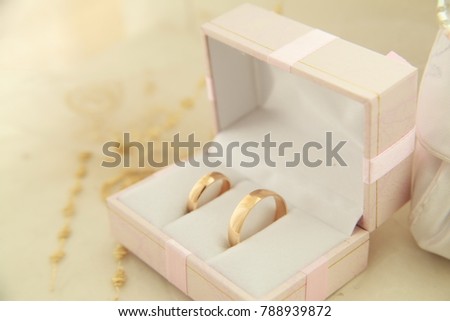 beautiful box with gold wedding rings. An offer of marriage. Close up