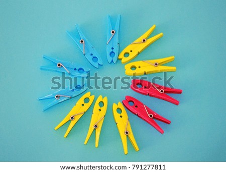 flower from clothes pegs