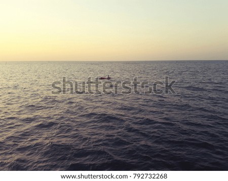 Picture of the evening sea.