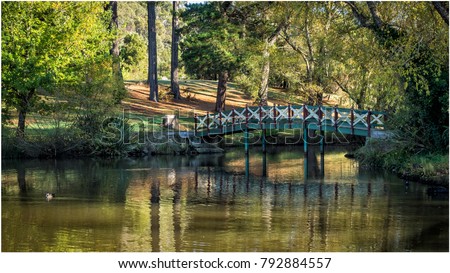 Lake Daylesford walk bridge Royalty-Free Stock Photo #792884557