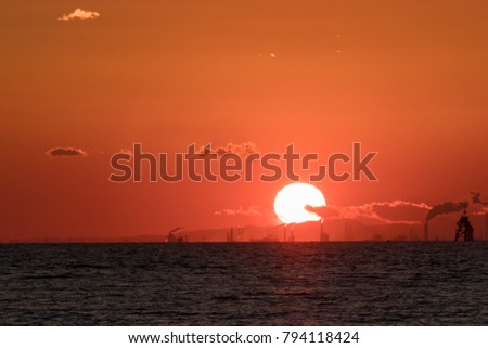 Sunset on the coast of Chiba prefecture / Sunset viewed from Kamigawa-hama in Chiba-city, Chiba Prefecture,Japan
