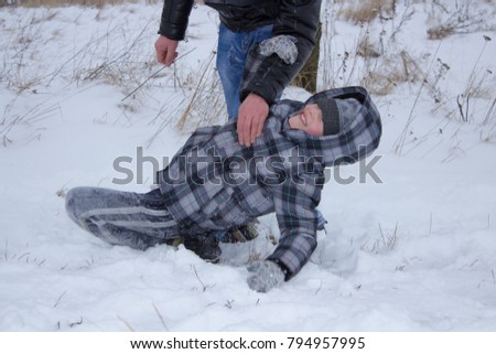 fight teens in the winter