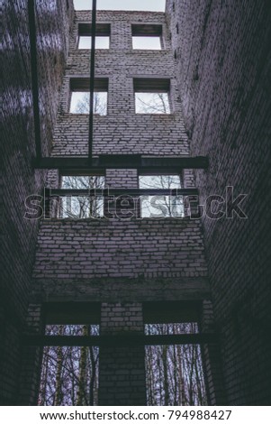 old arhicteture windows