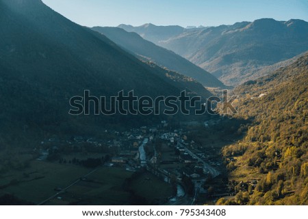 Views of a valley 