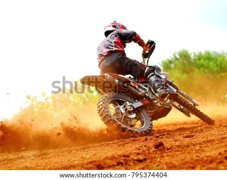 dusty and dirty motocross braking