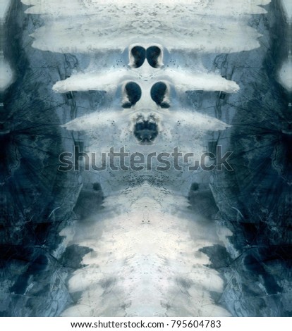 fear radiography, Tribute to Dalí, abstract symmetrical vertical photograph of the deserts of Africa from the air, aerial view, abstract expressionism, mirror effect, symmetry, kaleidoscopic