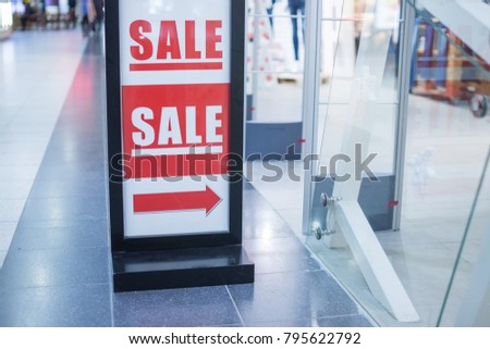 Retail Image Of A Final Sale Sign In A Clothing Store.shopping and discount concept. 