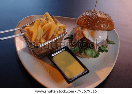 food photography, hamburger studio lighting