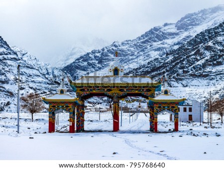 Gateway To Heaven, Ladakh, India, Asia. Panoramic peak views of Himalayas. Natural beauty of Ladakh in India. Snow mountains of Ladakh. Famous tourist place in the world. Travel and Landscape. - Image Royalty-Free Stock Photo #795768640