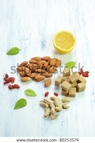 Lemon, almond and brown sugar