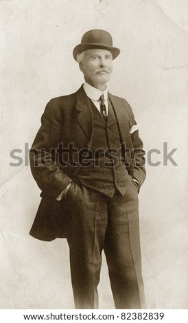 Man in Suit & Bowler Hat, noise added
