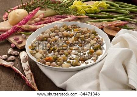 Setting vegetable soup