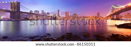 New York City Manhattan skyline panorama with Brooklyn Bridge and Manhattan Bridge