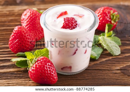 Strawberry yoghurt Royalty-Free Stock Photo #88774285