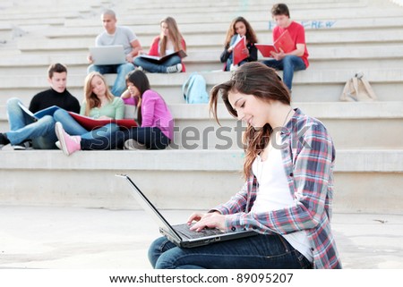 students studying Royalty-Free Stock Photo #89095207