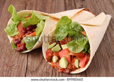 fajita burrito with beef and vegetables
