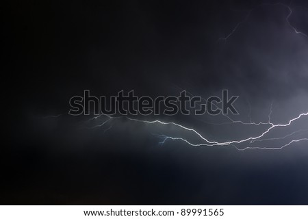the Detailed lightning bolt from cloud to ground