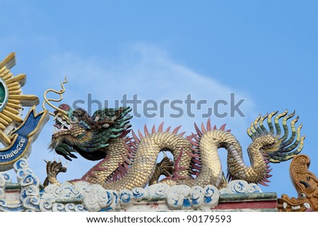 golden dragons in chinese style