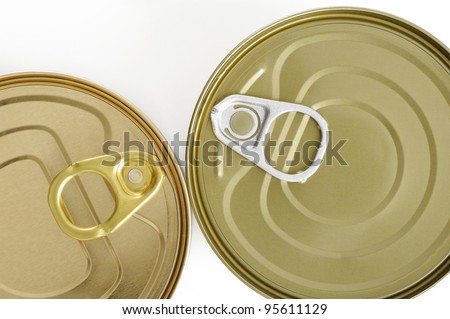 Close-up of an unopened tin can