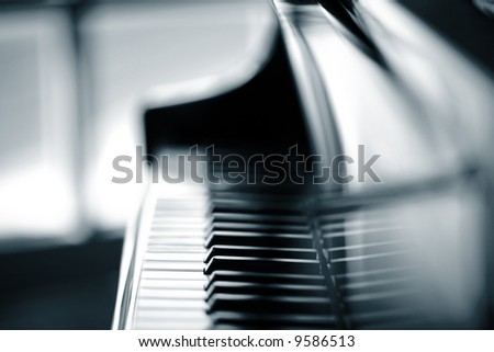 Piano background, shallow DOF.