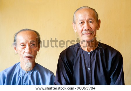 Vietnamese monks
