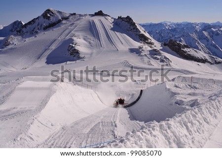 building snowpark in the Alps
