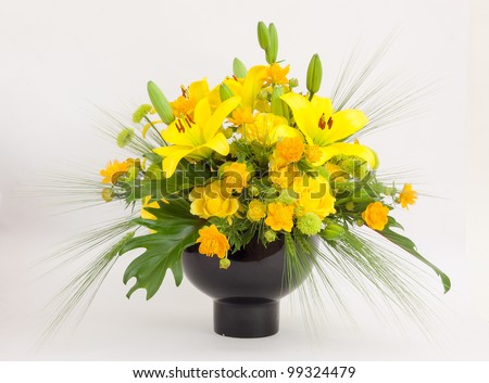 Beautiful flower arrangements for winter, spring, summer and autumn with colored backgrounds of white Royalty-Free Stock Photo #99324479
