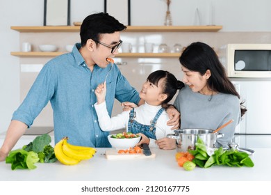 78 Filipino mother food Images, Stock Photos & Vectors | Shutterstock