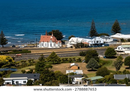 Image of a beachside town
