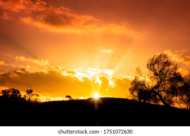 An Image Of A Beautiful Sunset In The Australia Outback