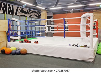 627 Boxing ring inside Images, Stock Photos & Vectors | Shutterstock