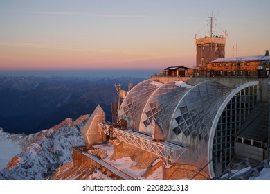 Image Of The Buildings On Top Of The Zugspitze Mountain