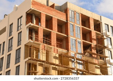 Image of consruction work on a high rise building