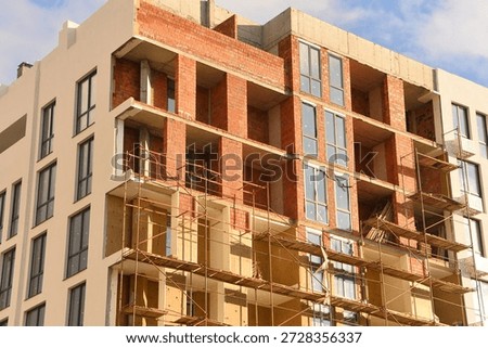 Image of consruction work on a high rise building