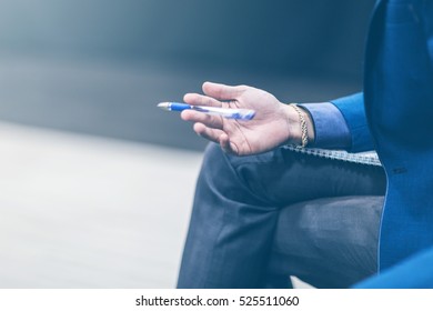 Image of female hands holding pen with free copyspace - Shutterstock ID 525511060