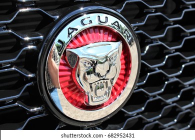 1,442 Jaguar car logo Images, Stock Photos & Vectors | Shutterstock