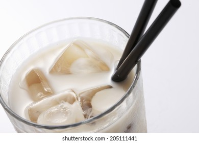 An Image Of Kahlua Milk