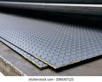 Image of mild steel checkered plate.