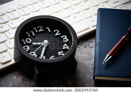 Image of the overtime clock