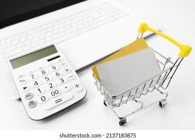 Image Of Paying For Mail Order With A Credit Card