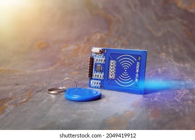 An Image Of A Rfid Chip Sensor With Key Tag