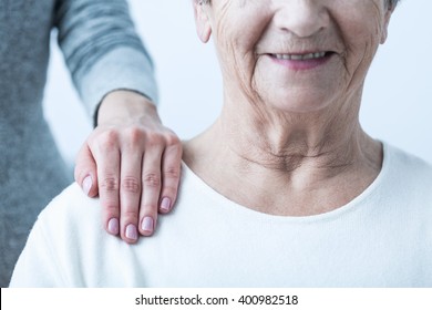 Image of senior with positive attitude during therapy