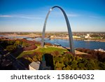 Image of the St. Louis Gateway Arch in St. Louis, MO.  
