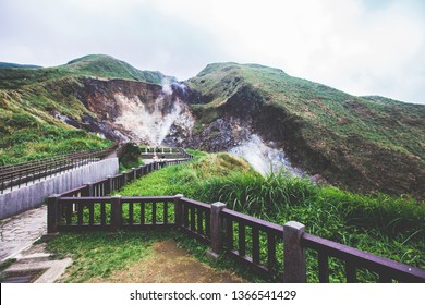 Imágenes Fotos De Stock Y Vectores Sobre Yangmingshan