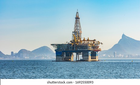 Images of an oil exploration platform in Niterói, Rio de Janeiro, Brazil. Several companies operate in the Guanabara Bay area, which is part of the Santos Basin and serves as access to the Campos