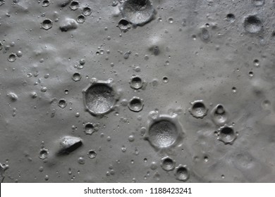 Imitation Of The Lunar Surface, Texture